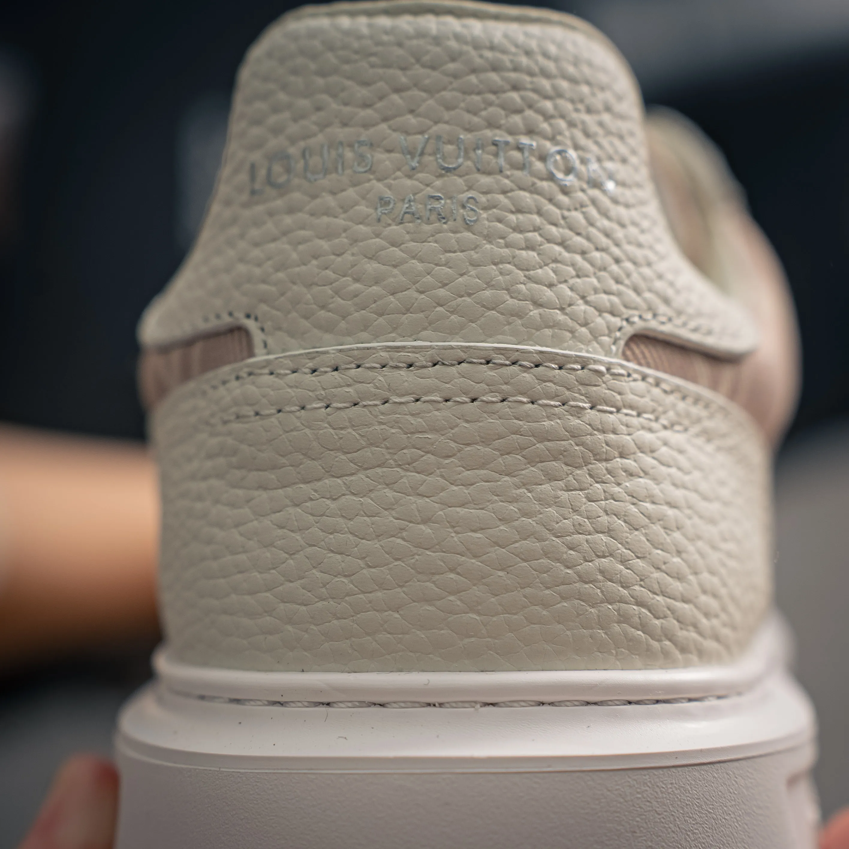 # LOUIS VUITTON Beverly Hills Cowhide Leather Lace-Up Low-Top Skate Shoes Shoes ，